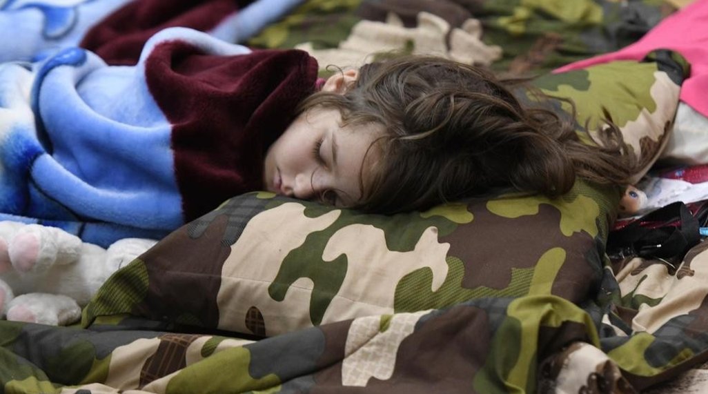 7NewsDC's tweet image. Irma's westward shift now targets St. Pete more than Tampa
wjla.com/news/nation-wo…