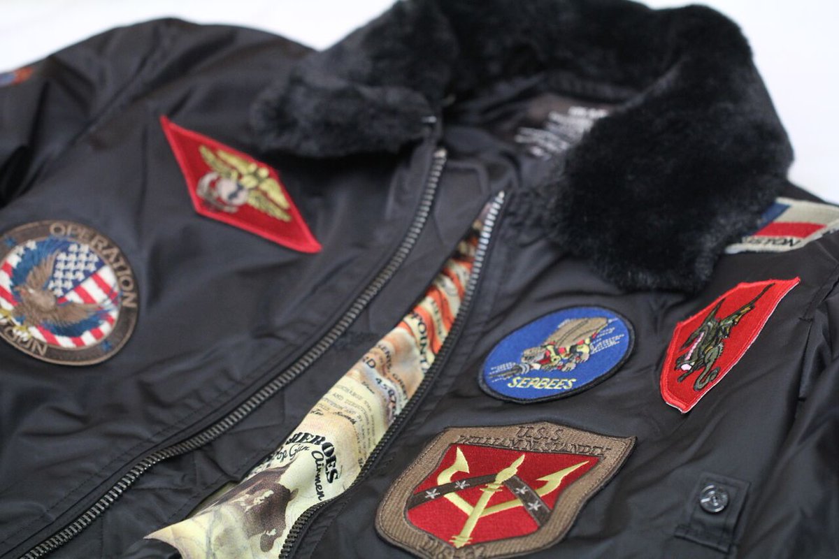EVERYTHINHIPHOP's tweet image. Defend yourself against the elements with @TopGunFashion Get yourself a #flyingjacket this fall. goo.gl/LmR8KK