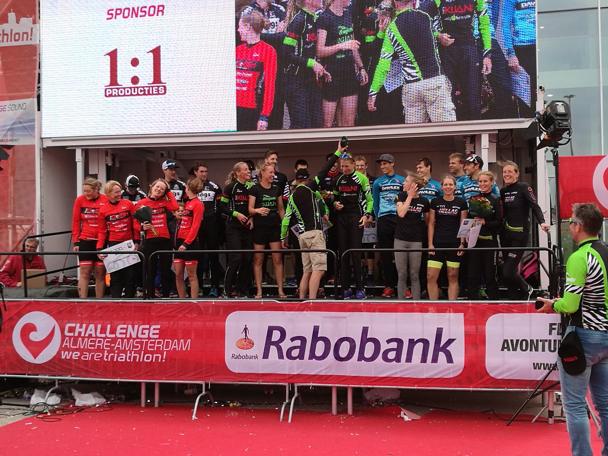 Het podium bij de mannen en vrouwen #Eredivisie_Tri Proficiat allemaal!