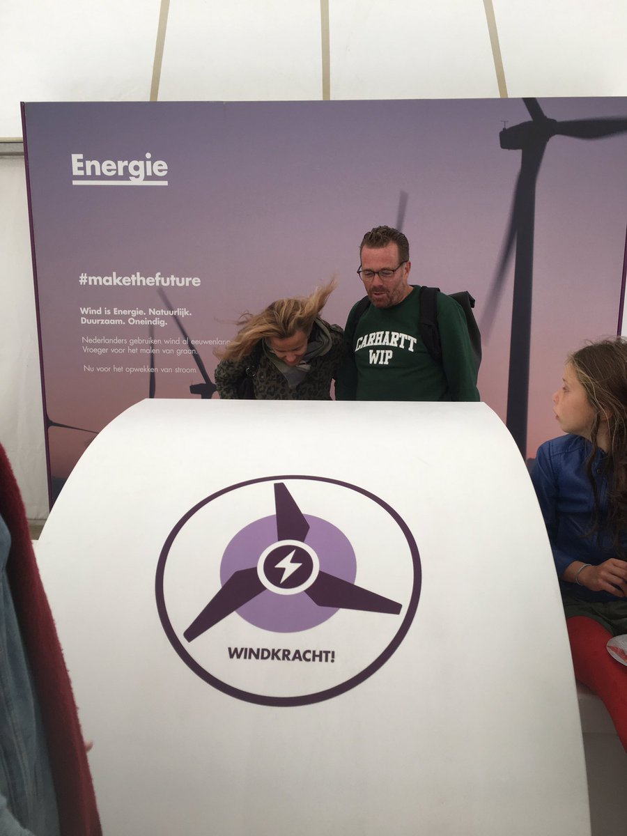 Stacy_MADLabNL's tweet photo. @AmsMakerFest Seeing a lot of old &amp; new faces. Let's try some new workshops today, exited! #KlimentYanev #T.Magpie #GenerationDiscover https://t.co/DGkREa21Tq