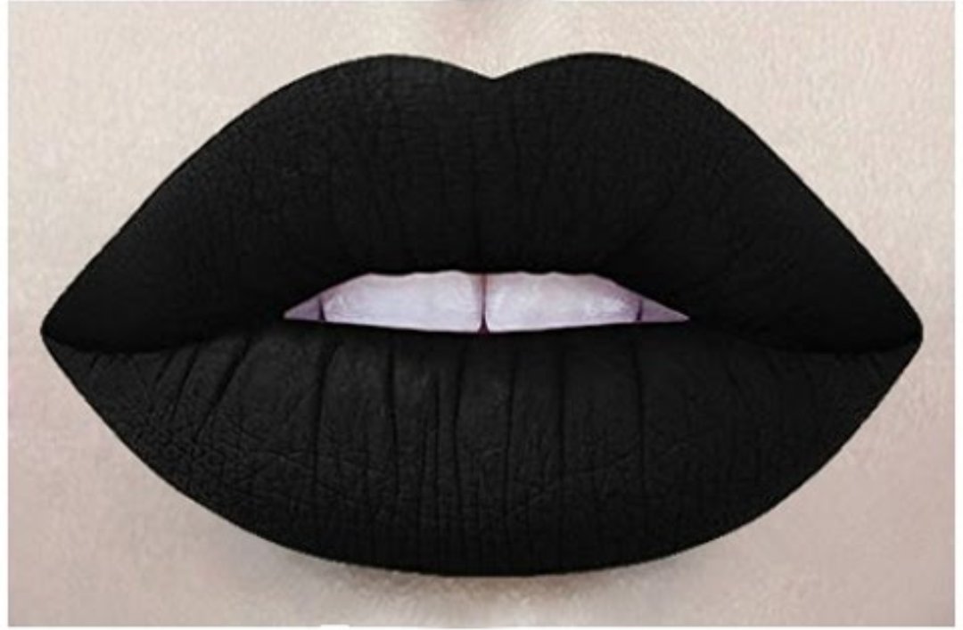 MorenaBratz's tweet photo. Y aun me preguntan porque prefiero el negro... 💄🖤 https://t.co/8DjjCKcozG
