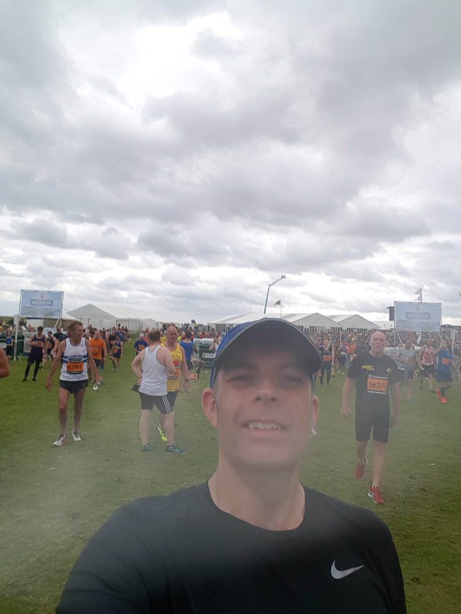Glenn_1976's tweet image. Finished @Great_Run in around 1.47.20 #ismashedit