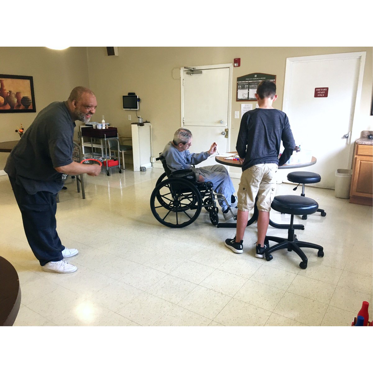 NPHSKey_Club's tweet photo. Yesterday's nursing home volunteers! To see more details on yesterday and when you can sign up next, check out our Instagram or Facebook! https://t.co/AoCNySeEHv
