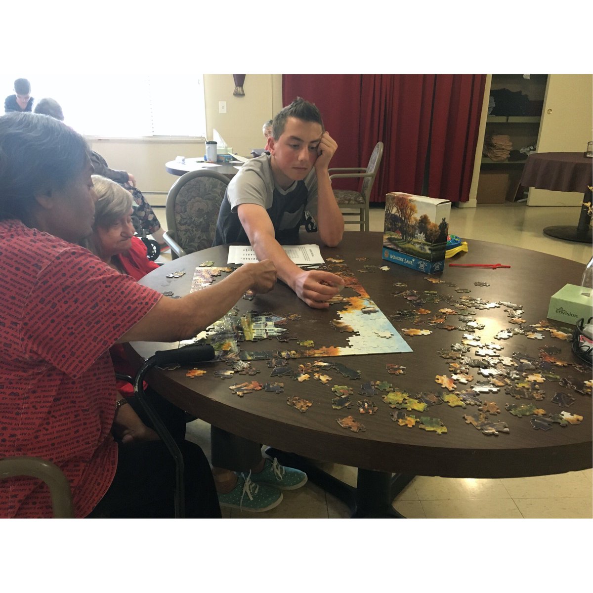 NPHSKey_Club's tweet photo. Yesterday's nursing home volunteers! To see more details on yesterday and when you can sign up next, check out our Instagram or Facebook! https://t.co/AoCNySeEHv