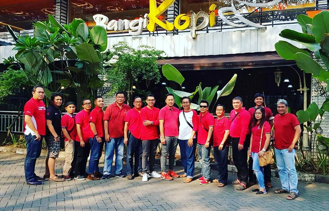 Kopdar Perdana Xpander Mitsubishi Owner Club Indonesia (XMOC) Di Bangi Kopitiam SCBD. Minggu, 10 September 2017.