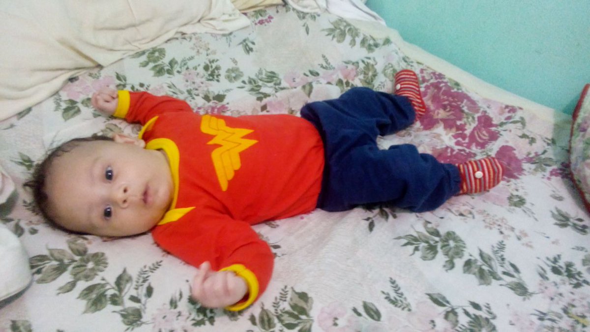 JGonncalves's tweet photo. Super Adryan #Tia_Baba_Msm 👶💕👑 🙊 https://t.co/nqWY1lQo62