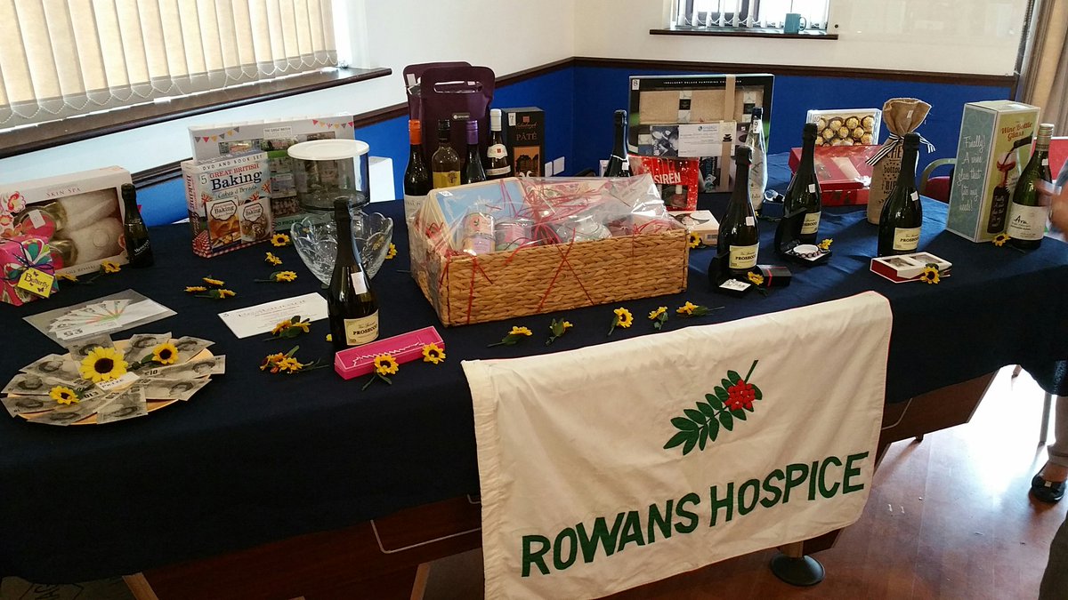 SseaGolfClub's tweet photo. Noah's helping with the raffle #start'emyoung 😀 Thanks for all the donations #RowansGolf10 @RowansHospice (nice 🍰) https://t.co/zspjXtPwwc