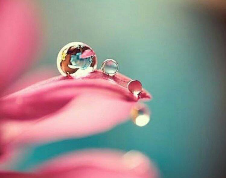 تزعل وانا ازعل لكن القلب.يغليك
ويبقى الزعل م بيننا مسألة.وقت

اشتاق لك واقول اسف.وراضيك 
وترضى علي وتقول حتى انا اشتقت

#قروب_رافع_للدعم💕