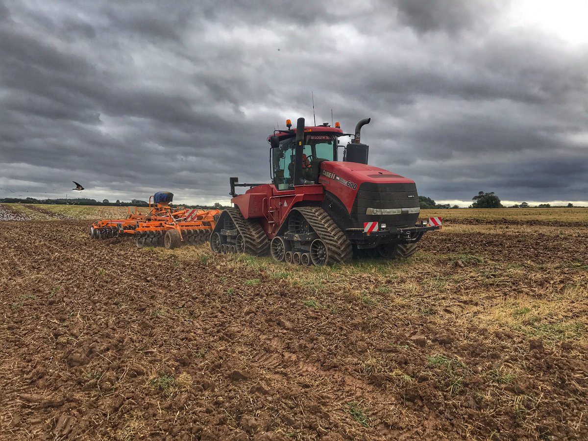 tj_dj16's tweet photo. #casequadtrac @louth_tractors https://t.co/JQhFiVTTMo
