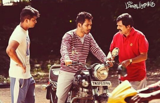 TrendsAadhi's tweet photo. Appa da 😎 Adipaarda 😢

#50thDayOfMeesayaMurukku
#50thDayOfMeesayaMurukku

@hiphoptamizha @Actor_Vivek @ActorAnanth https://t.co/y2JoA7suEd