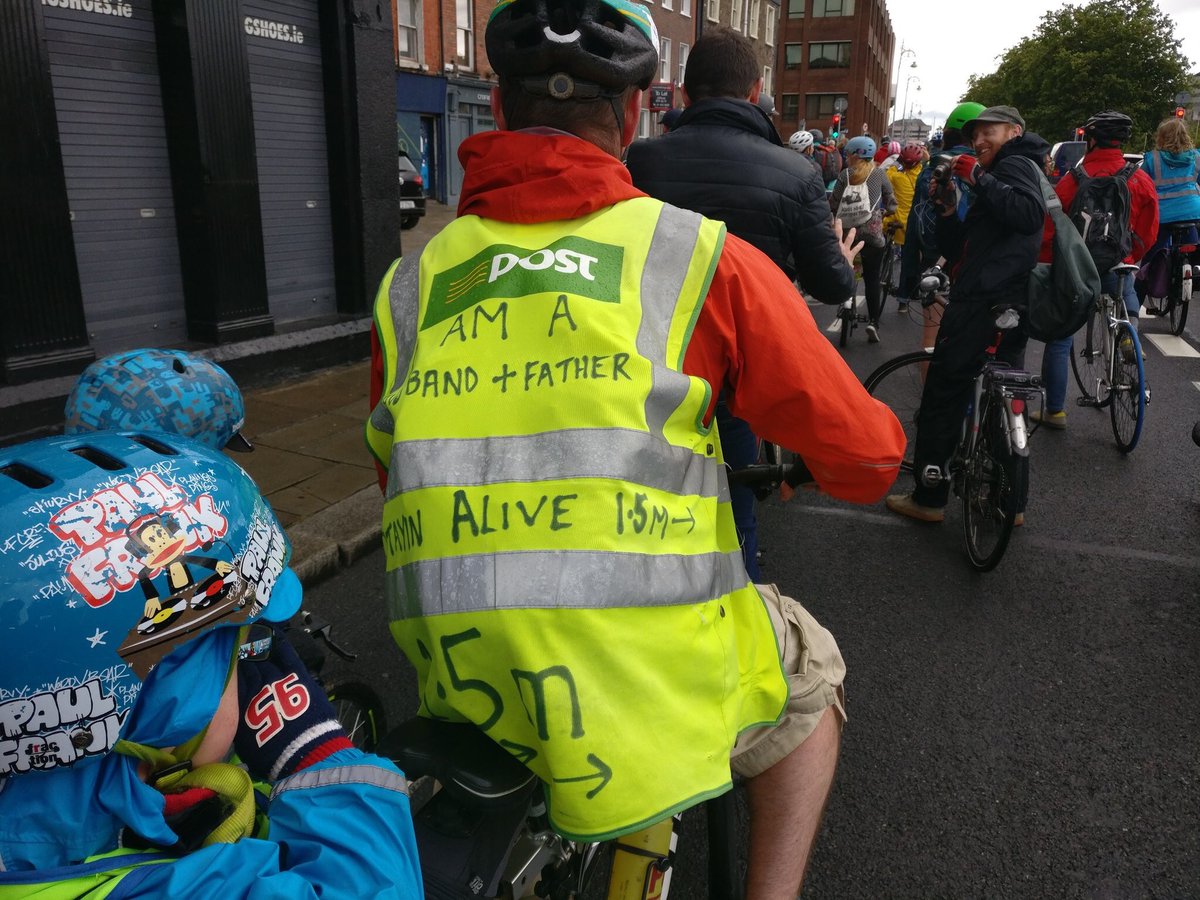 A husband &amp; father on the #liffeycycle today with a very simple message asking motorists to give him a safe space. <a href="/SafeCyclingEire/">Safe Cycling Ireland 🇮🇪</a>