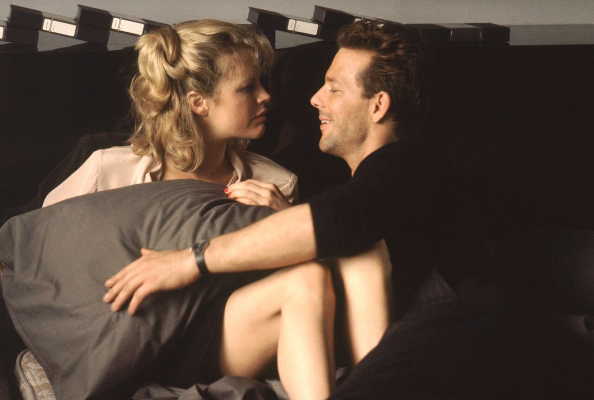 Hollywood Suite Don T Let Anyone Tell You That You Can T Spend All Sunday In Bed Kim Basinger And Mickey Rourke In 9 1 2 Weeks 1986 Movie T Co Hmyt70qzq7