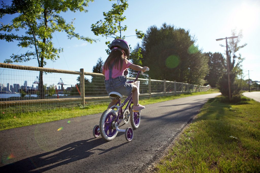 Bikers, walkers & runners, the #SpiritTrail is for everyone. Get out & enjoy it. cnv.org/SpiritTrail  #NorthVan https://t.co/BbcchCorwY