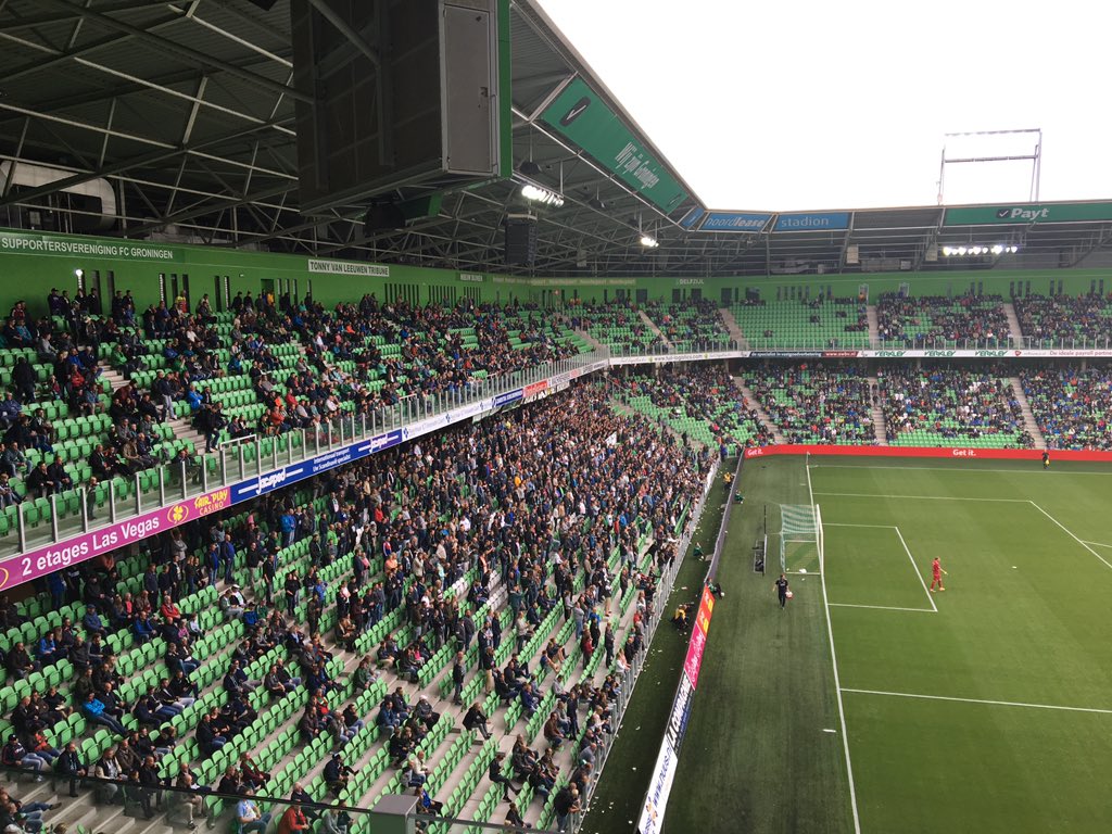 MarkKwant's tweet photo. @stefanwillemsen @fcgroningen De grote leegte.... https://t.co/G1HwuFyezx