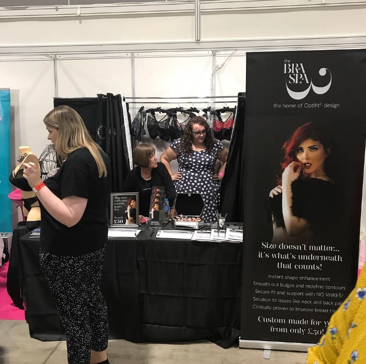 Optifitbra's tweet photo. Did you catch us at @CurveFashionFes? We loved introducing you to our unique Optifit Measuring &amp; bespoke bras Tag us in your pics! ❤️ https://t.co/19Fb4wNOB5
