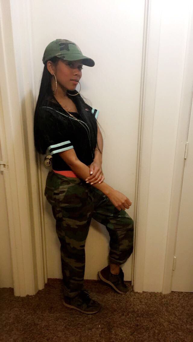 SHYCLASS's tweet photo. #shyclass #female #rapper #bars #artist #atl #cali #nap https://t.co/a5csJ2Ebe9