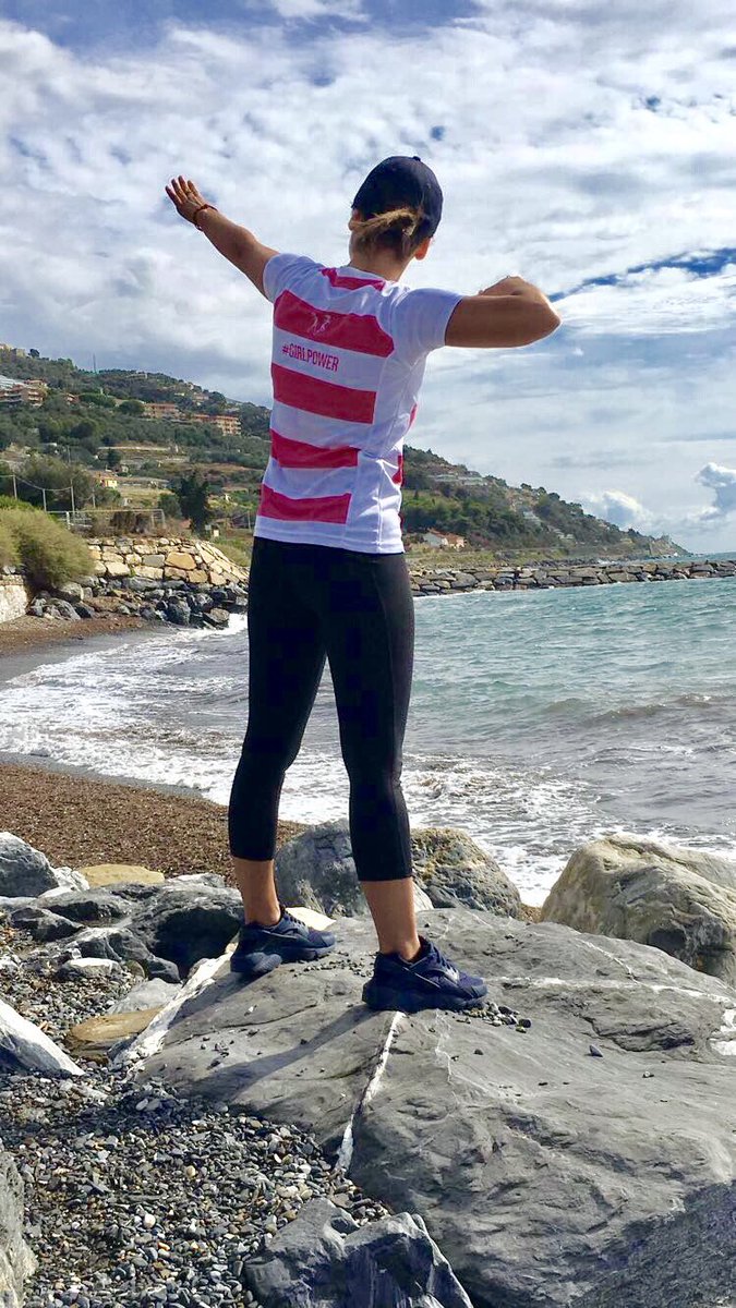 labottinepower's tweet photo. Un petit bonjour de Tiffany en direct de San Remo ! Merci !🇮🇹
#GirlPower #Italia #Labottine https://t.co/OdKzRqMRxU