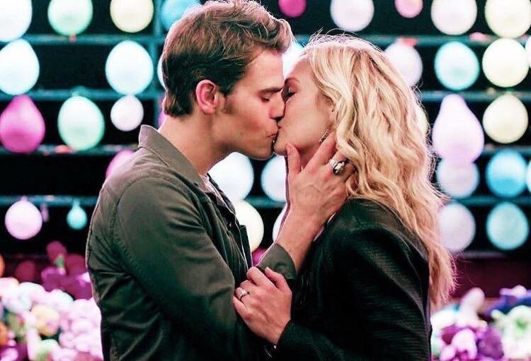 tuilaang's tweet photo. #TenEda as Steroline
•truth
•familybond
•married
•together even when they are apart
•losing eachother but not really
•positive
•strong https://t.co/TruxImN7Fr