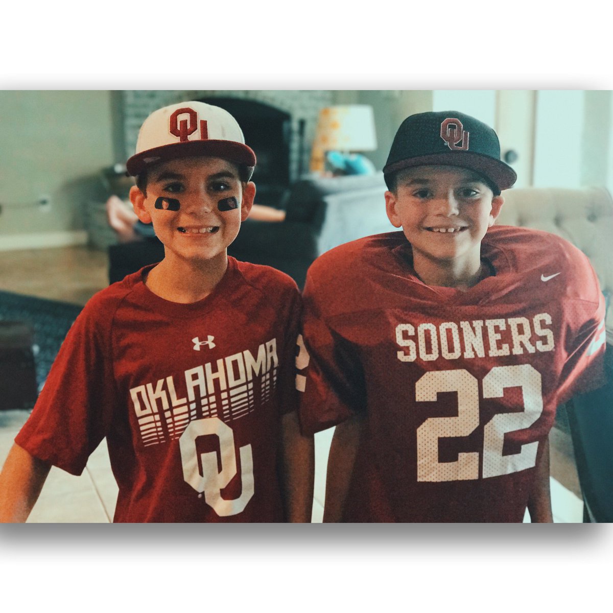 Bishop and Ace approve of last nights game. #BoomerSooner #Sooners #OKlahoma #football #beatohiostate #collegefootball #Baker4Heisman