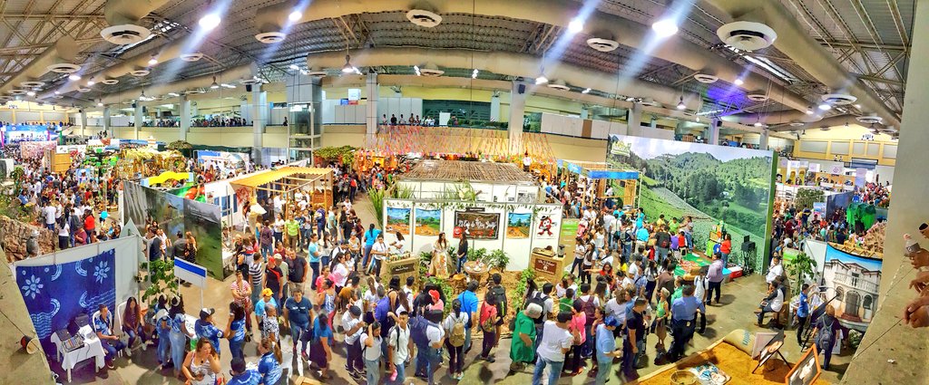 ESAmundo's tweet image. Ambiemte de fiesta es lo que se vive en Feria #PueblosVivos Foto/ESAmundo: V. Méndez