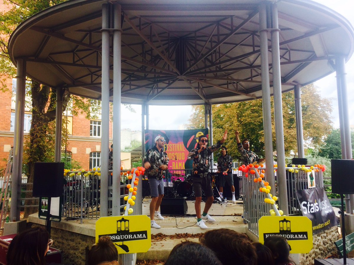 <a href="/valairevalaire/">VALAIRE</a> pour ce 1er week end parisien du Festival <a href="/Kiosquorama/">Kiosquorama</a> enflamme le 18ème arrondissement 🔥🔥<a href="/Indicarecords/">Indica Records</a>