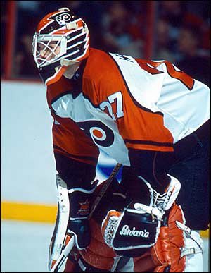 philabright's tweet image. Good call, @Flyersguru. Brian Elliott, @paintzoo going retro Ron.
