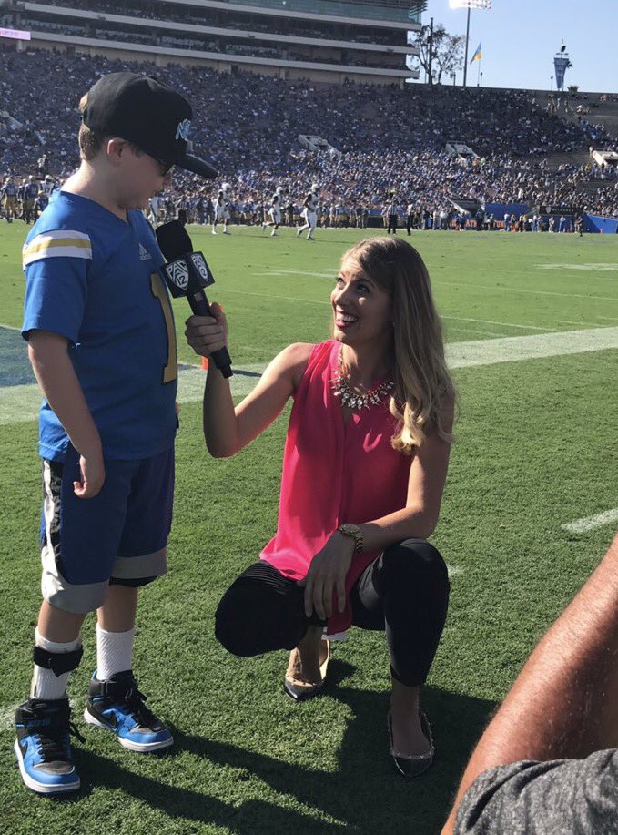 Jill_Savage's tweet photo. Easily my favorite part of the game yesterday was talking with @Teamsupercade #NEGU #neverevergiveup #thanksCade! #YouWereAwesome https://t.co/Wzs5OvQE2i