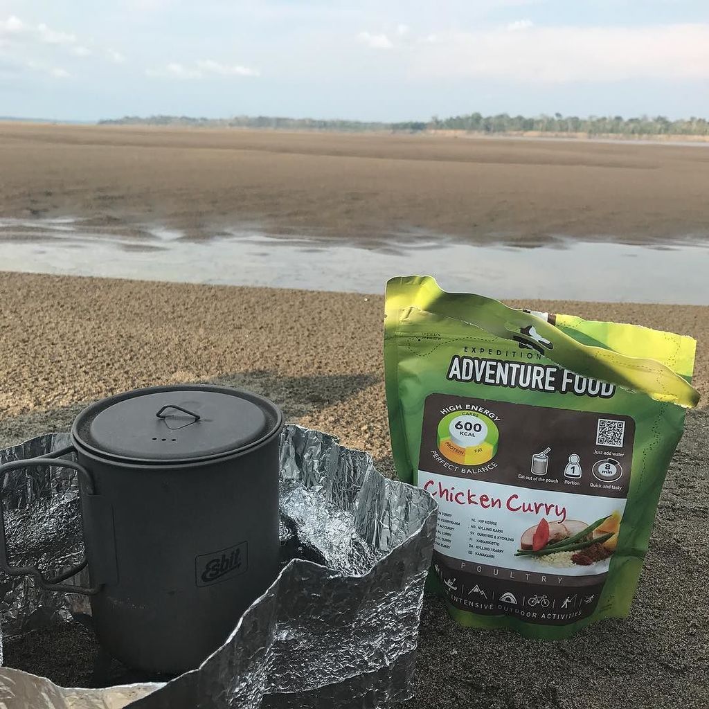 Curry night on my deserted island 😀 #adventurefood #adventurefoods #camping #solo #sourcetosea #so2017 #sourcetose… ift.tt/2jfEtXb