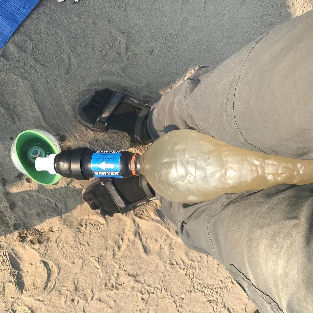 When my paddle hands have worked hard but I still need to filter water 😀 #sawyer #filter #rio #amazonriver #amazon… ift.tt/2wSjE8I