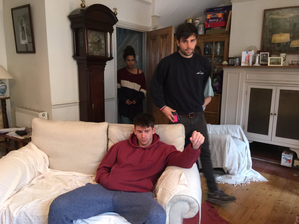 laurakloss tweet media