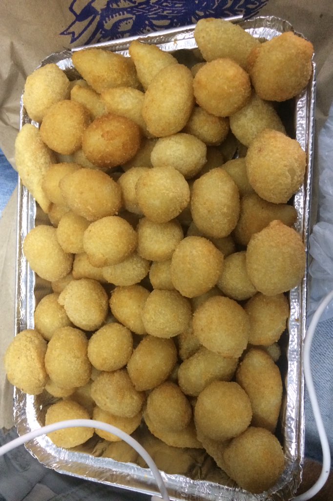 ilovepadarias's tweet image. Melhor coisa pra se comer num domingo