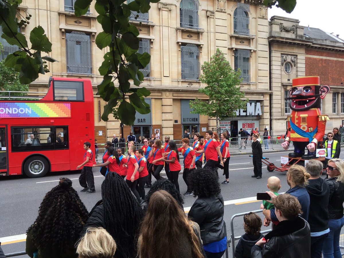 AAA_Prods's tweet photo. Who saw our 14ft Pullen? We'd love your comments! #hackneycarnival #HackneyOneCarnival https://t.co/tQ7drrFASH