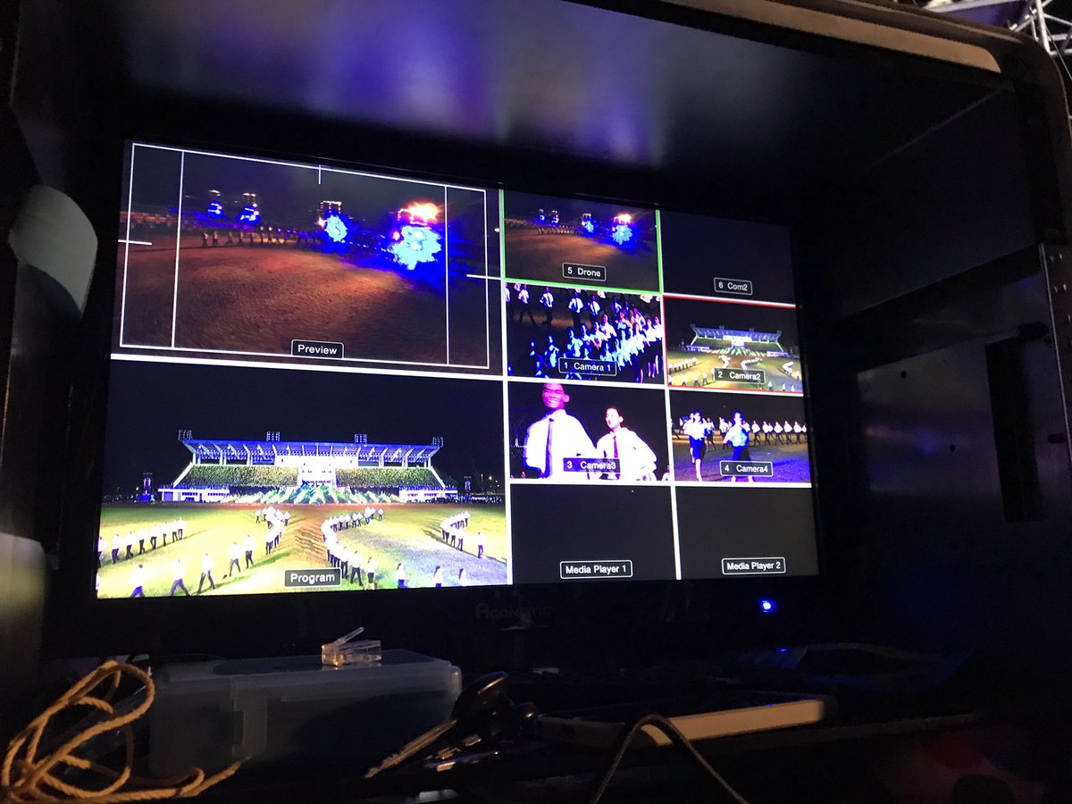 JaJanattwat's tweet photo. แค่ดูจากจอนี้ รหัส60 ทำออกมาได้ดีมากๆจากฝ่ายโสตฯมอ  #POWERCHEER2017 #neoearth #ทีมนเรศวร #MyNu  #NUSU #โสตฯมอ https://t.co/h7MIQoR9Aq