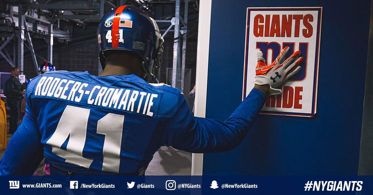 Giants's tweet photo. 7 HOURS to go! RT if you're all about that #GiantsPride https://t.co/EYDzkrQIjs