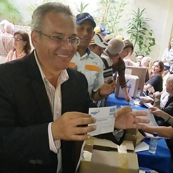 MiguelContigo's tweet photo. Hoy empieza el nuevo Táchira, con compromiso y trabajo esta Tierra sagrada que me vio nacer se sentirá orgullosa de su hijo. #TachiraNumero1 https://t.co/Pezs4flgG6