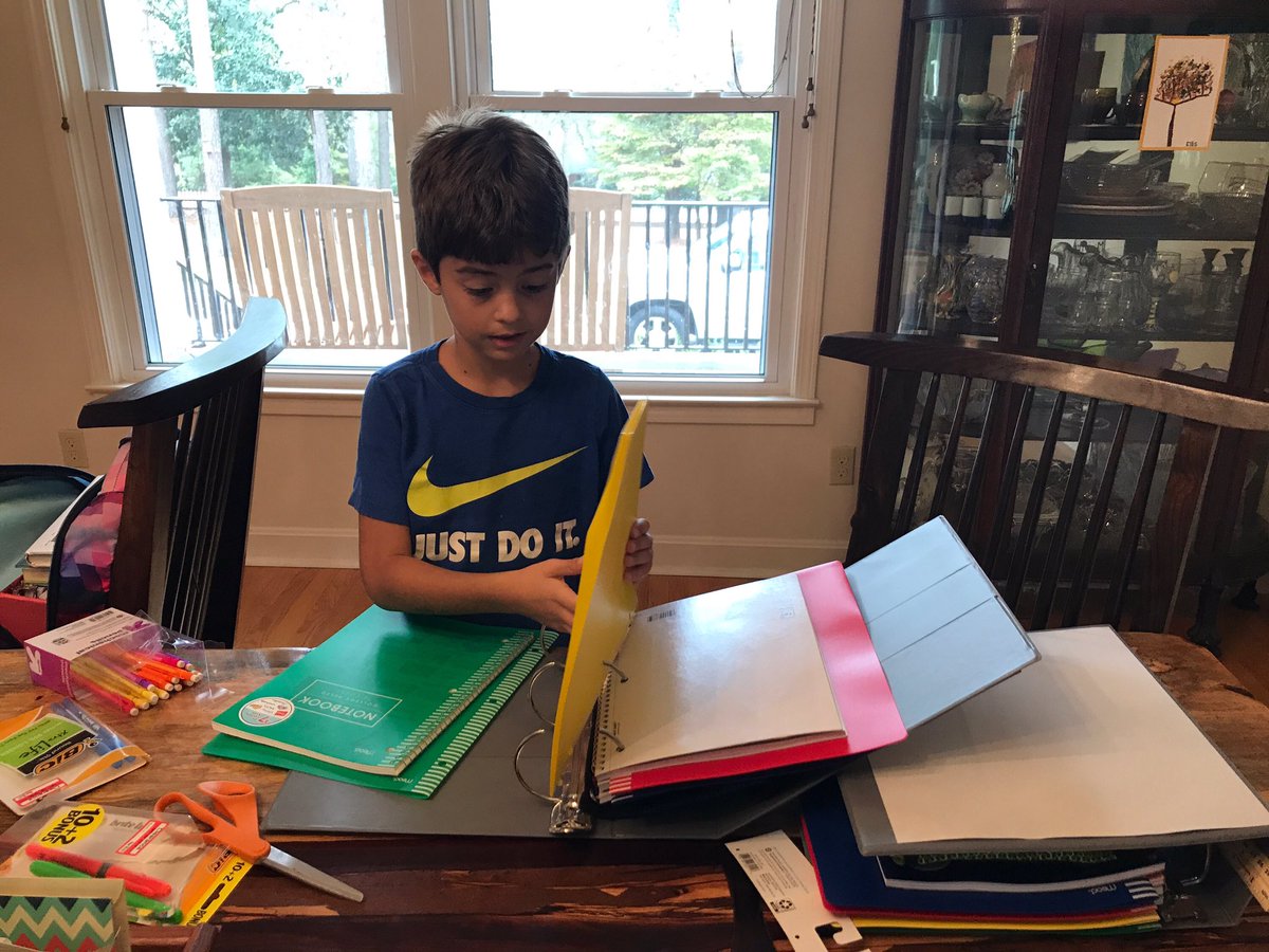 Ellis is helping others this weekend by building AVID binders for those who need them! <a href="/lonniebnelson/">LonnieBNelsonElem</a> <a href="/MissLewis4/">Miss Lewis🍎📚</a> <a href="/LBNEAVID/">LBNE AVID</a>