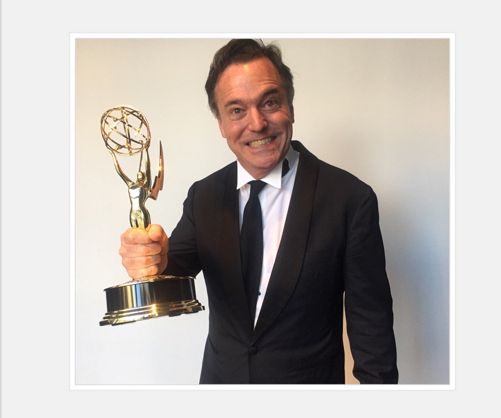 Derek McLane tweet media