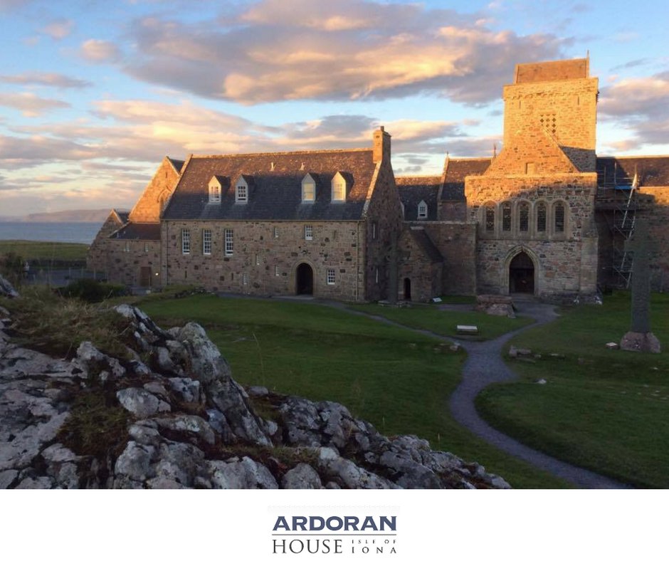 There's nothing quite like watching the sunset over the magnificent #IonaAbbey!