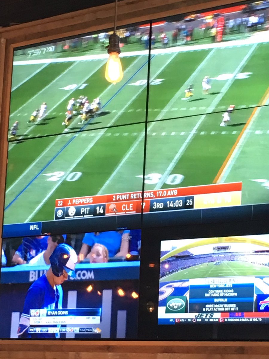 neilwhite89's tweet image. We got two games in front of us and 3 of the teams involved are the Browns, Bills and Jets. #NFLopeningweekend @TomSENS