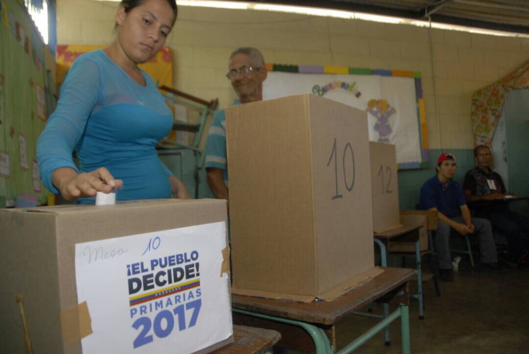 Henri Falcón tweet media