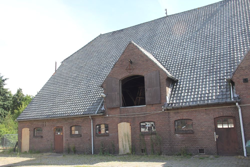 DeCultuurhoek's tweet photo. Ben je een beetje handig? En heb je wat tijd? Kom ons dan helpen bij de verbouwing van de CultuurHoek! Info via https://t.co/0iNyoHsh57 https://t.co/pHdaBSqXb7