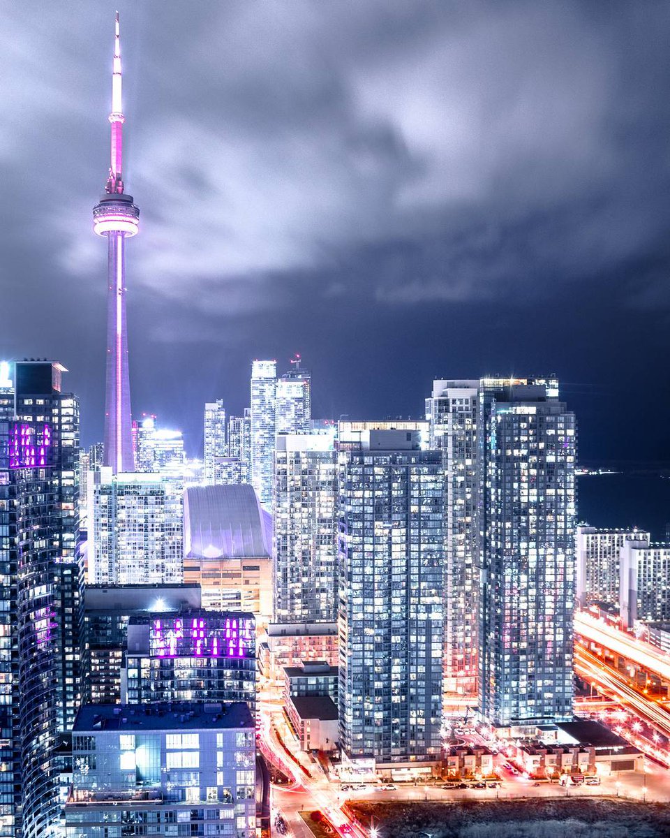 stylzradio's tweet photo. #viewfromthe6 #seanstylz #Stylzradio #notyouraverageradio #loveismyreligion #worldwide #tdot #yyz #6ix #the6 #usa #canada #wethenorth https://t.co/ShjF7hXzq4