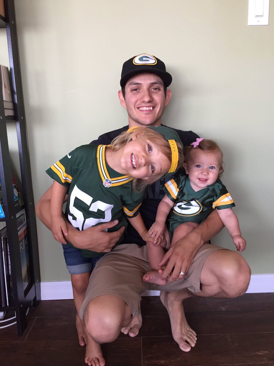 oscserna's tweet image. #PackersRollCall Ready to cheer on our Packers from Southern California! #GoPackGO