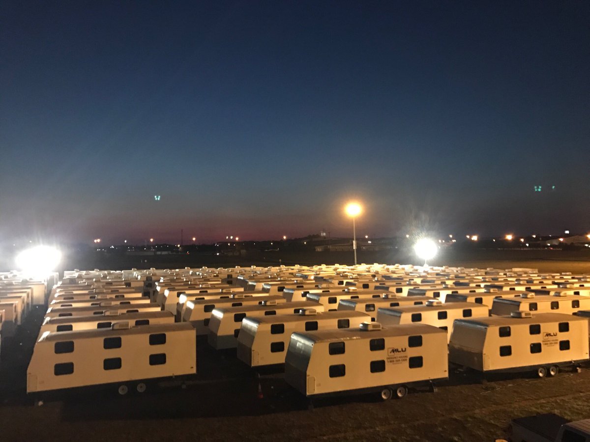 SallyThelen's tweet photo. This is what I call @DukeEnergy STRONG!! Sleeping in north FL for night #thankalineman https://t.co/FRoEC9ZyZo