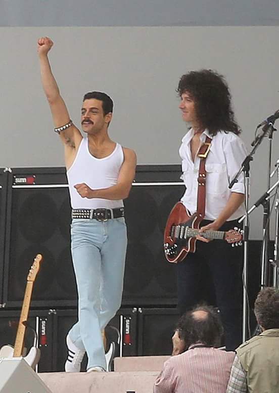 Beckercat2's tweet photo. Más imágenes de #RamiMalek como #FreddyMercury https://t.co/NM77qqkT3H
