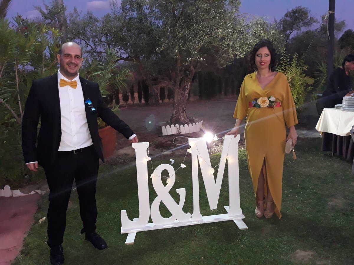 cillerana's tweet photo. De boda #CucoNave&amp;Alejandro https://t.co/1l5XqRUXOW