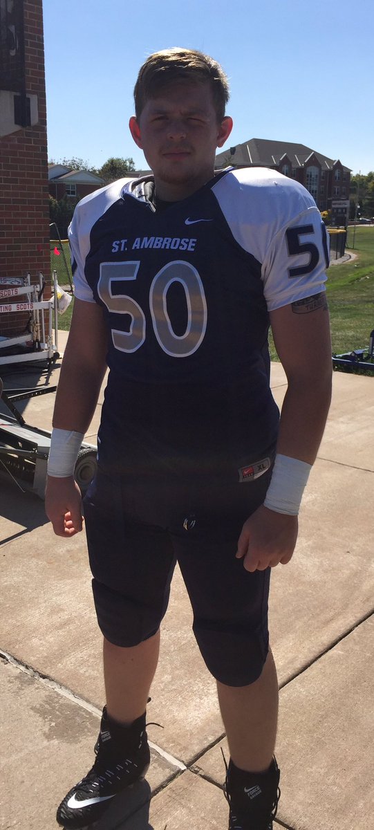 shashi73's tweet photo. Beautiful afternoon watching Zach Turner playing some football #gobees @FootballSAU @MarianCanesFB @ZacharyTurner6 https://t.co/oFGBqHmsa3