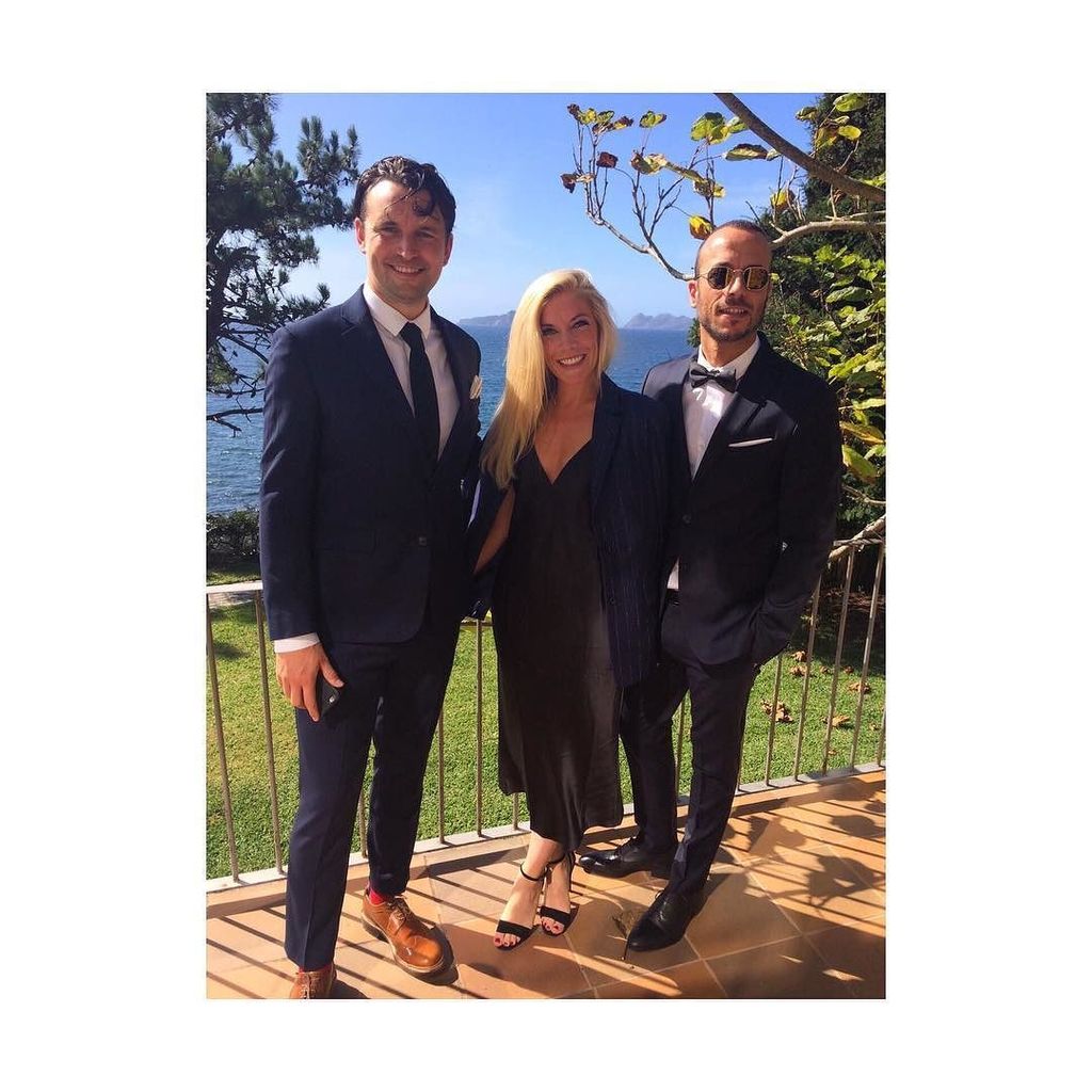 R E A D Y | S E T | P O S E on route to our best friends wedding @murshidasaadnoor #septembernine #vigo #galicia ift.tt/2gWd73R