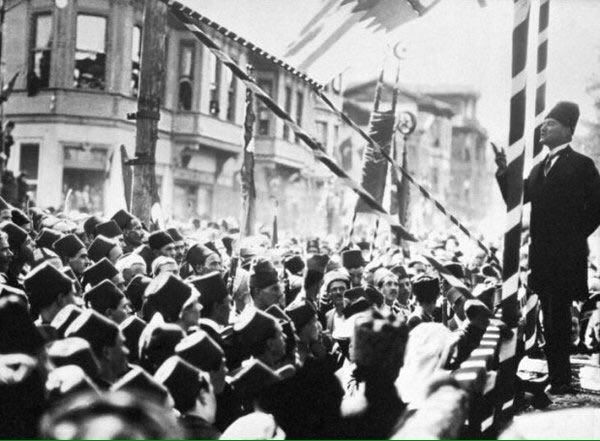 Bursa bir sevdadır Bursa Şehriyâr... 
#11EylülBursanınKurtuluşu