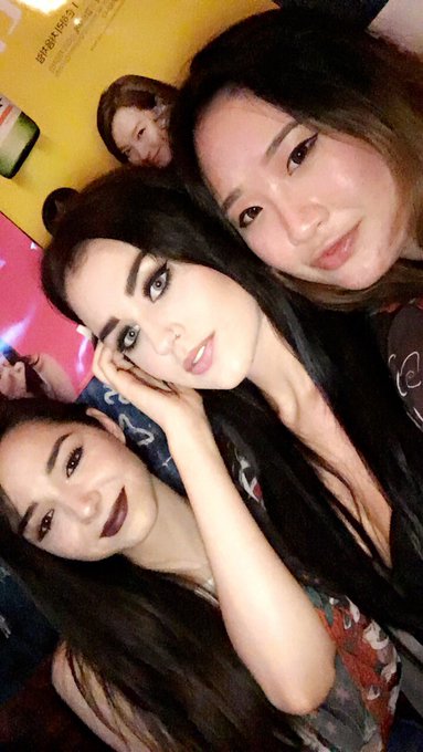 Watch Emily 🦇's leaked NSFW photo on TwXstars